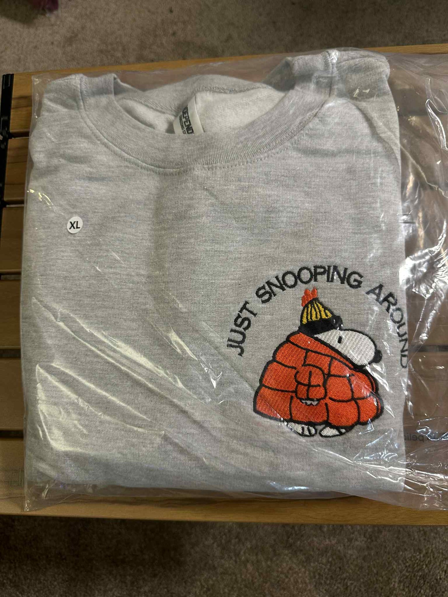 XL) Snoopy in a puffer Crewneck Heather Gray